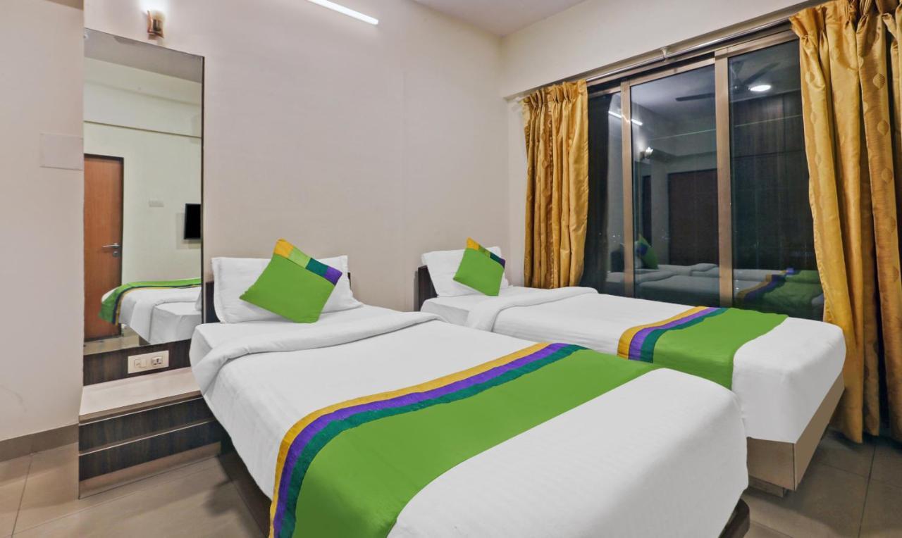 Treebo Trend Bandra Apartments Мумбаи Экстерьер фото